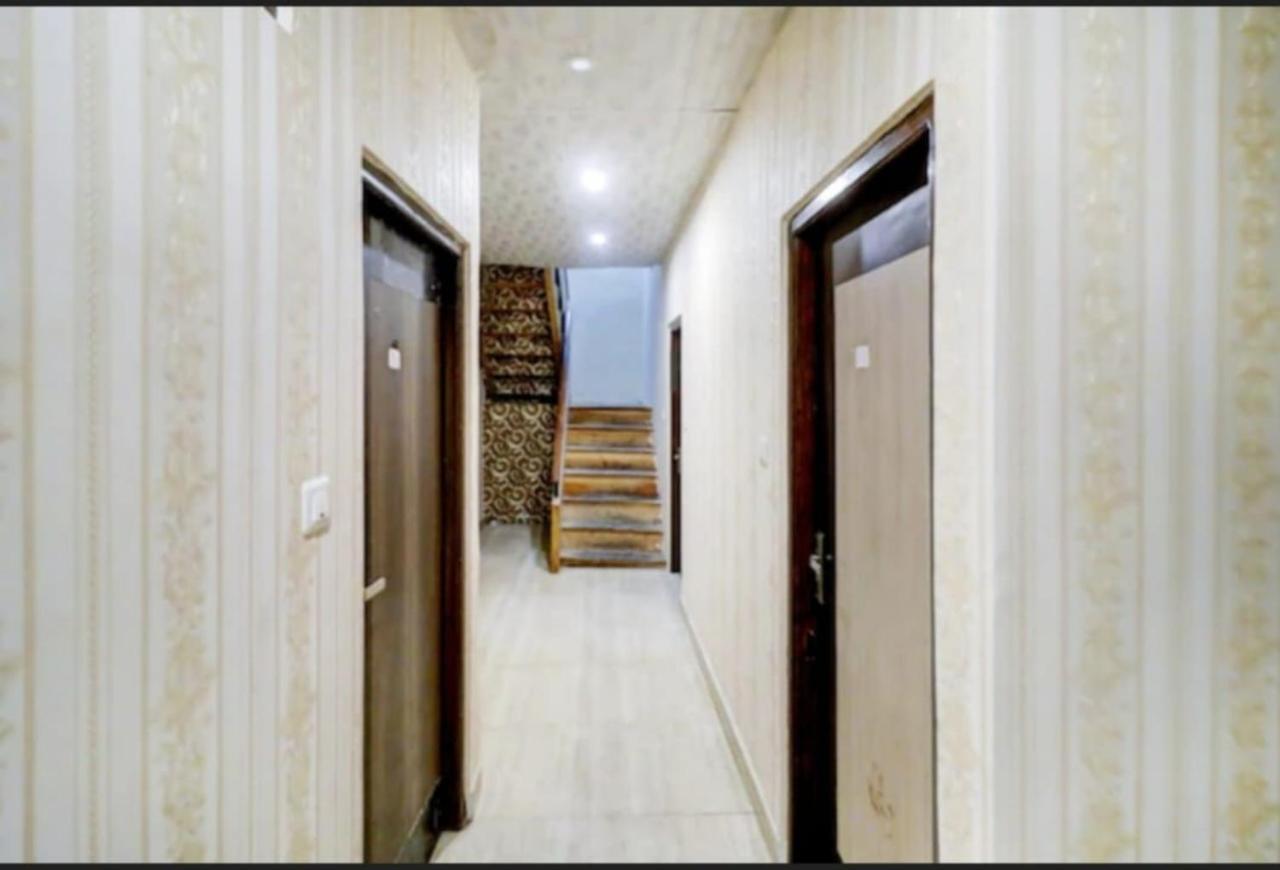 Mountain Zest-Simla Royale Near Mall Road-Free Pickup From Railway Station Simla Buitenkant foto