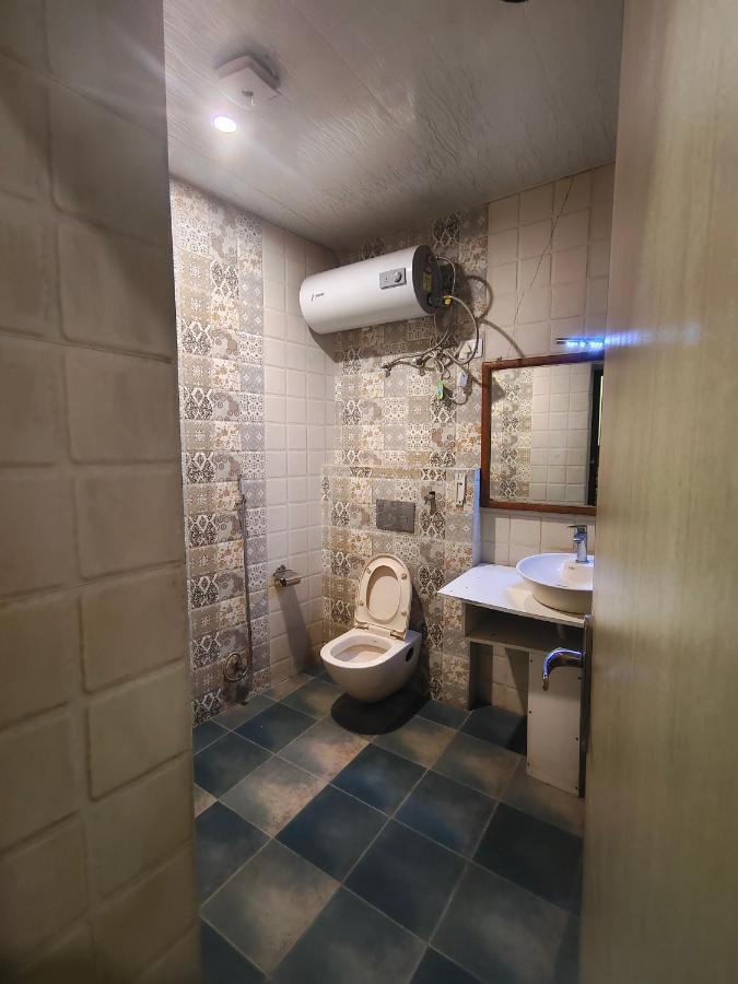 Mountain Zest-Simla Royale Near Mall Road-Free Pickup From Railway Station Simla Buitenkant foto