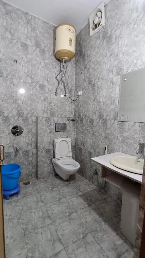 Mountain Zest-Simla Royale Near Mall Road-Free Pickup From Railway Station Simla Buitenkant foto